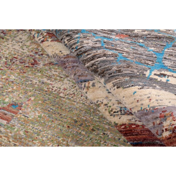 Contemporary 2.42x2.00 cm